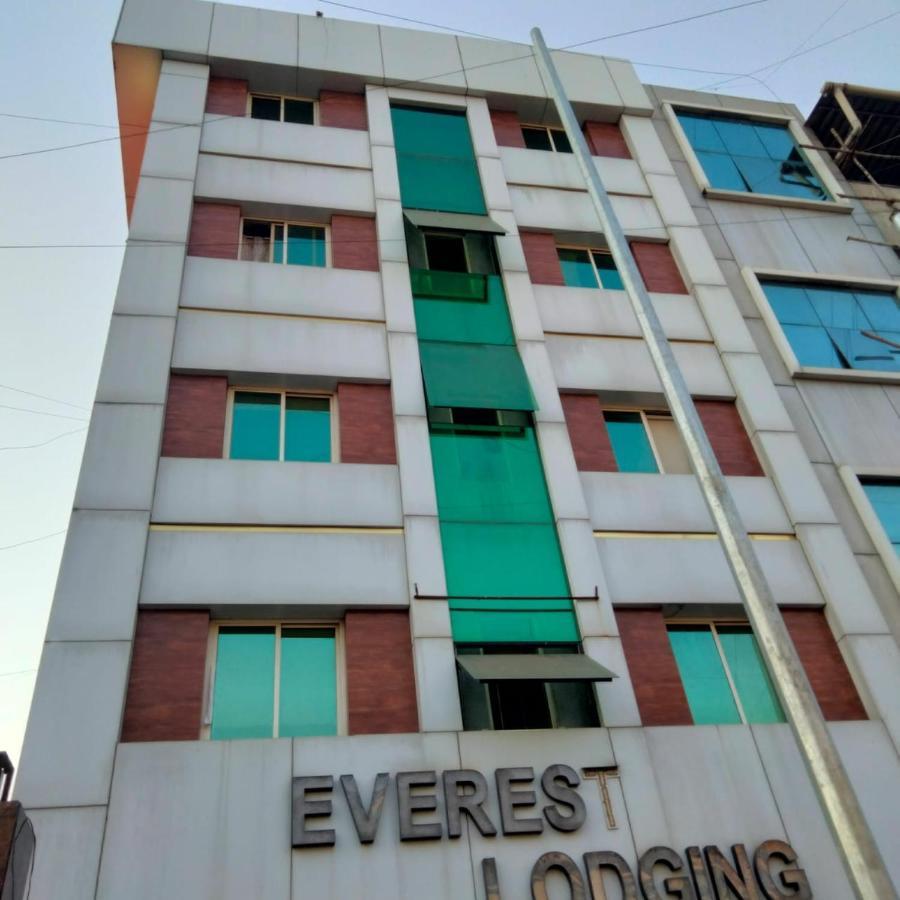 Hotel Everest Lodging 纳威孟买 外观 照片