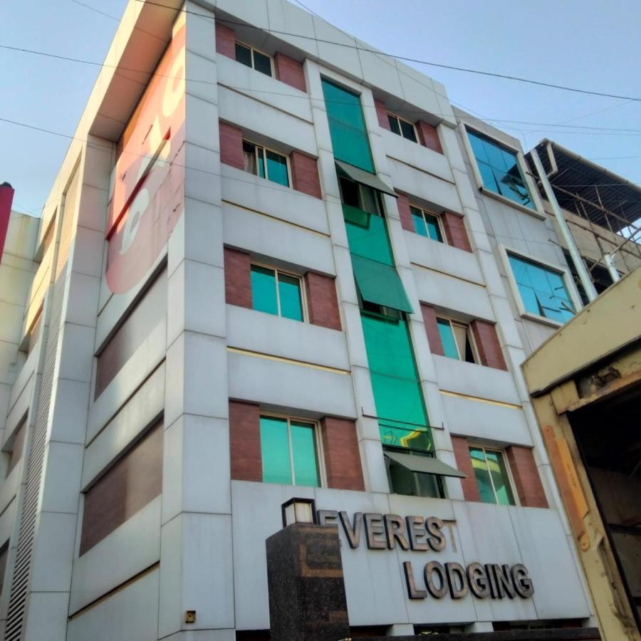 Hotel Everest Lodging 纳威孟买 外观 照片