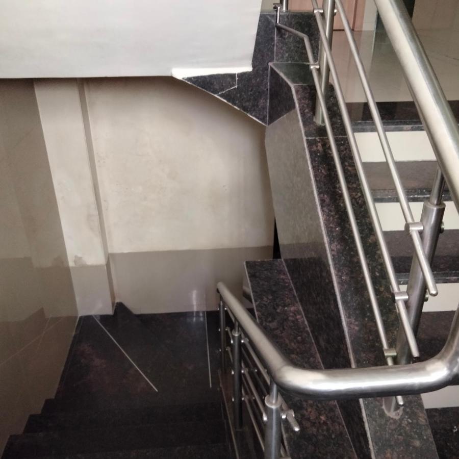 Hotel Everest Lodging 纳威孟买 外观 照片
